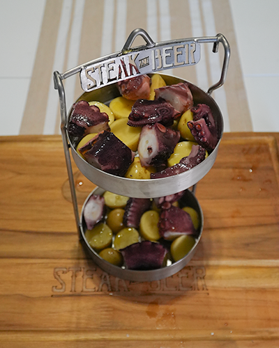 Imagen de la parrilla multinivel para barril mediano de Steak and Beer España